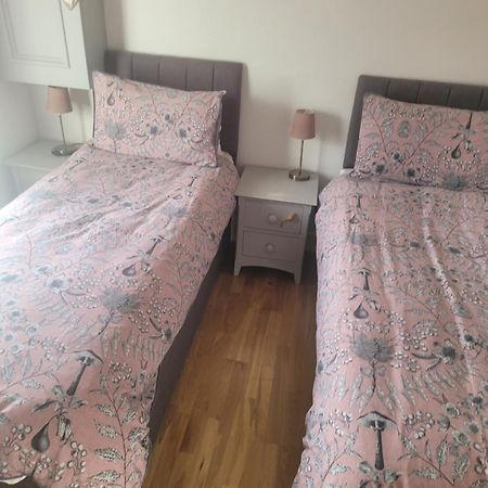 Oak Cottage With Private Log Fired Hot Tub 梅德斯通 外观 照片