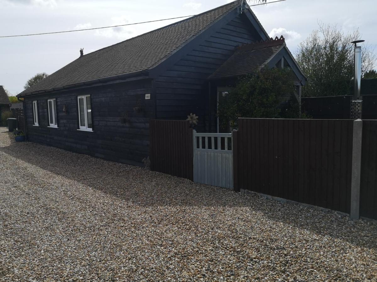 Oak Cottage With Private Log Fired Hot Tub 梅德斯通 外观 照片